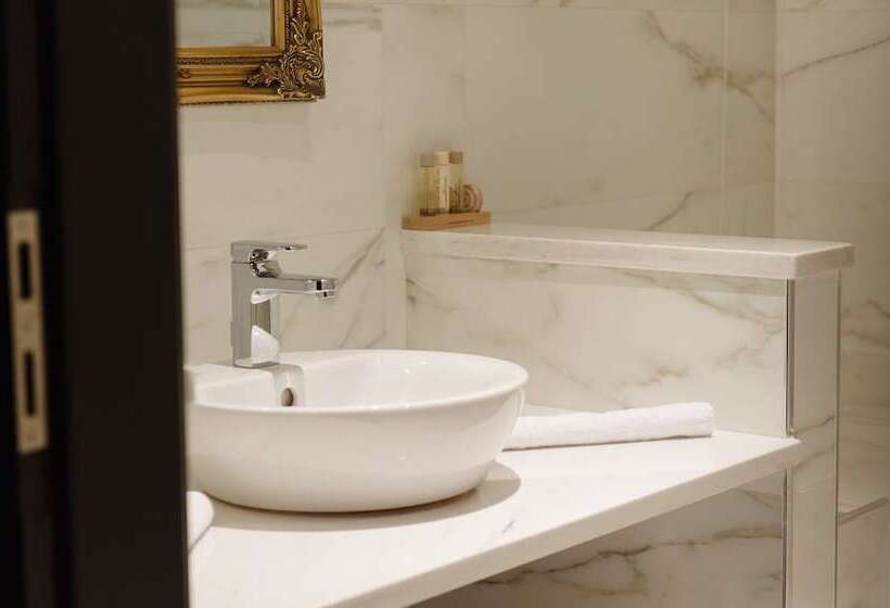 בית מלון כפרי Levidi Suites