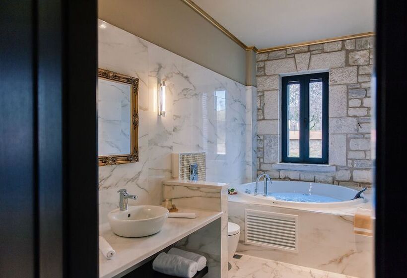 בית מלון כפרי Levidi Suites