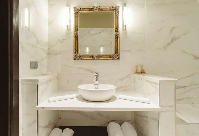 בית מלון כפרי Levidi Suites