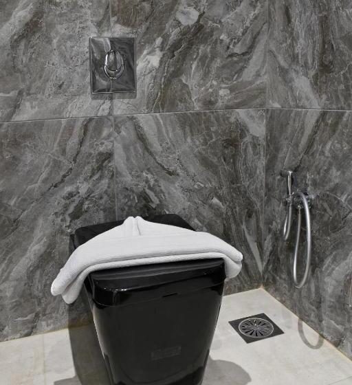 ホテル Lilium Luxury Suites