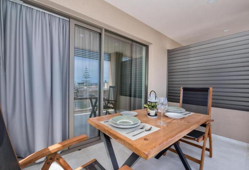 هتل Lilium Luxury Suites