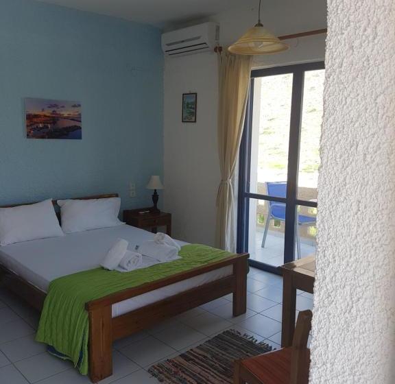 בית מלון כפרי Little Bay Apartments