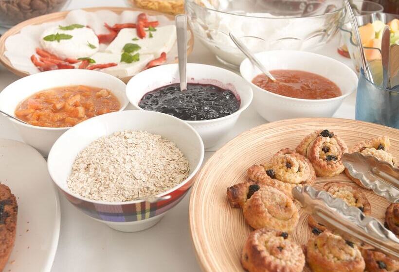 בית מלון כפרי Londos