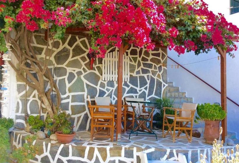 בית מלון כפרי Manos Studios