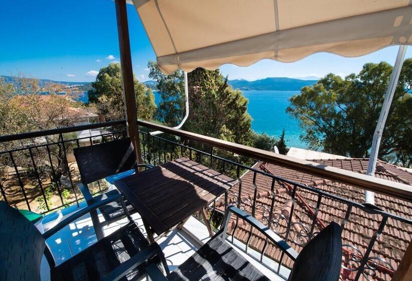 בית מלון כפרי Mavra Studios