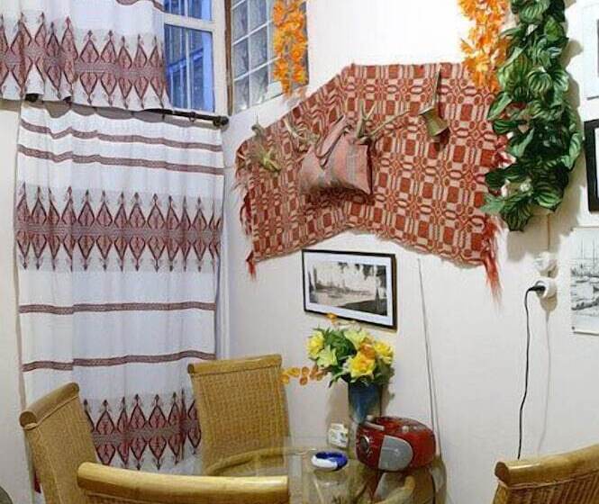 Отель Mme Bassia