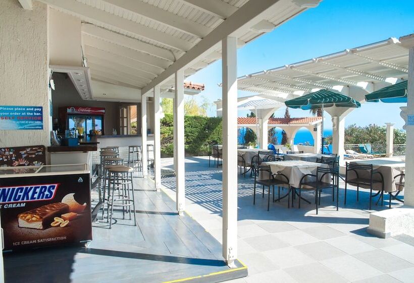 호텔 Mouikis Sun Village