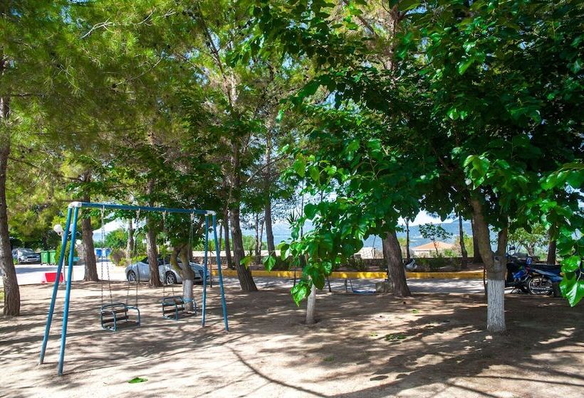 호텔 Mouikis Sun Village