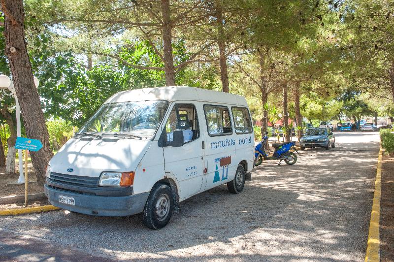 호텔 Mouikis Sun Village