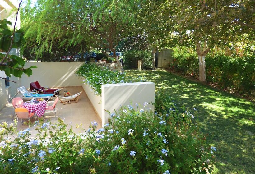 ホテル Nereids Apartments