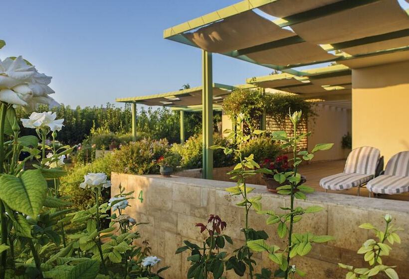 هتل Nereids Apartments