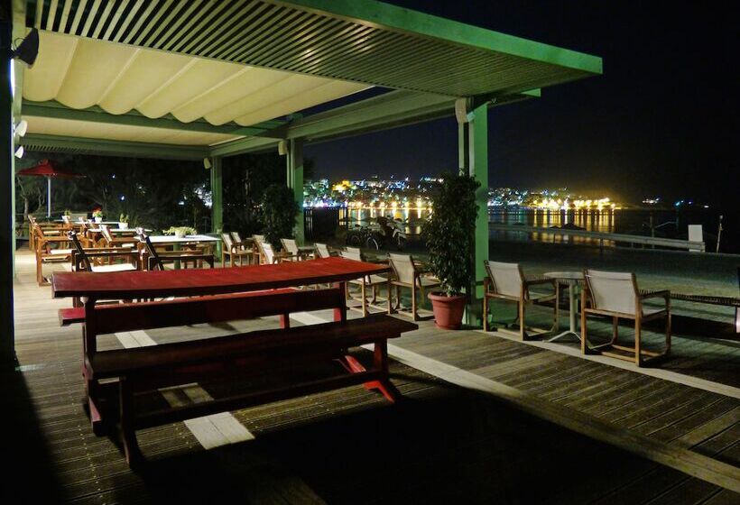 ホテル Nereids Apartments