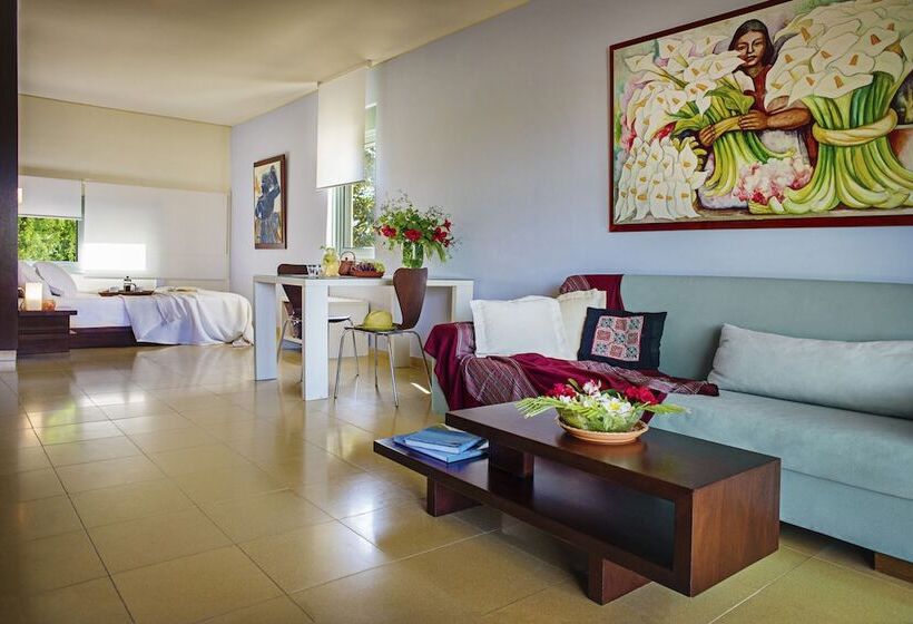 هتل Nereids Apartments