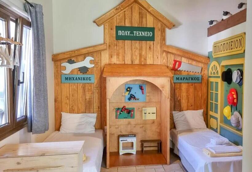 هتل Ninemia Stay& Play