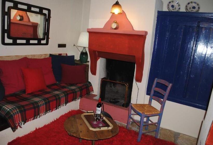 בית מלון כפרי Orestis House