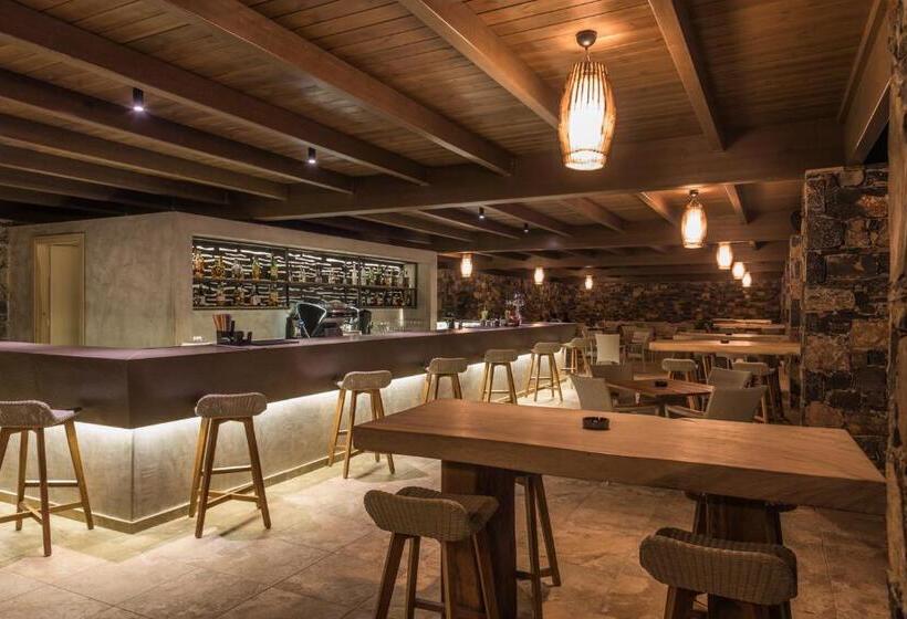 בית מלון כפרי Ostria Resort & Spa