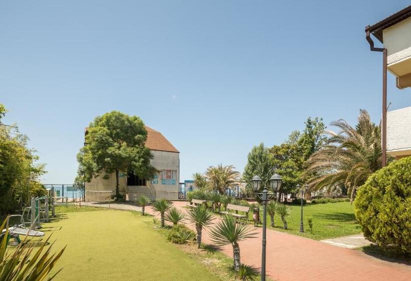 هتل Pansionat Burgas