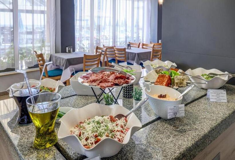 בית מלון כפרי Paraiso Theopolis All Inclusive