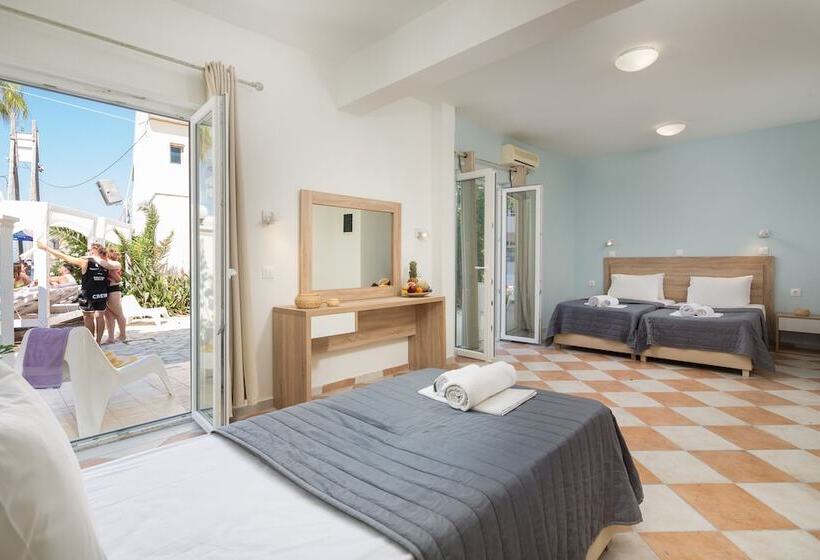 בית מלון כפרי Paralia Studios