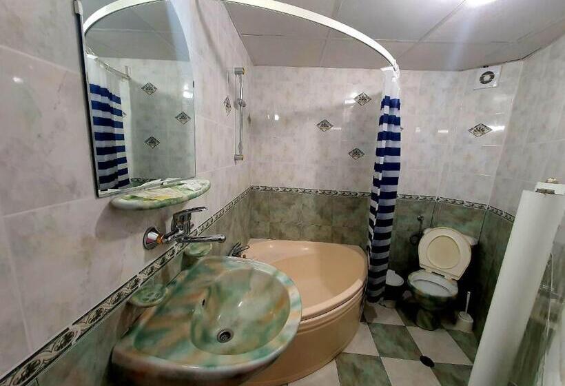 Family Hotel Paros 2