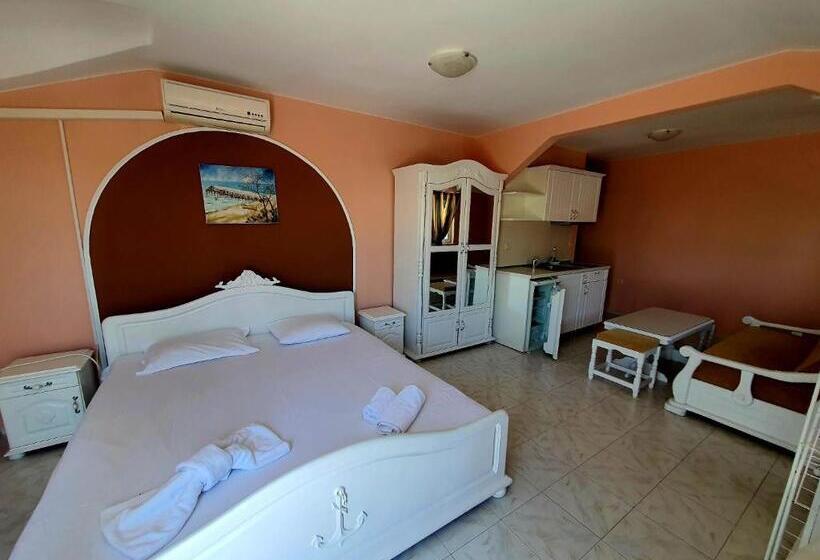 Family Hotel Paros 2