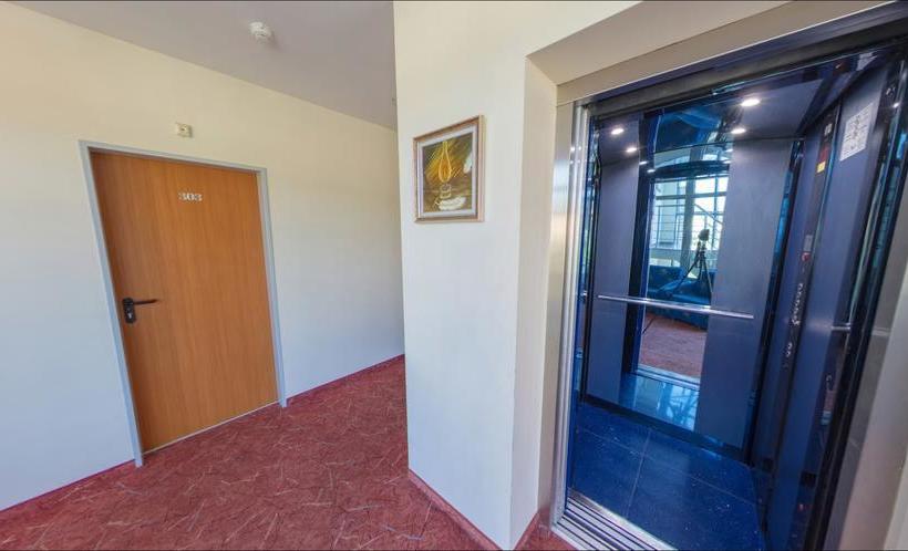 Peshev Family Hotel Vlas