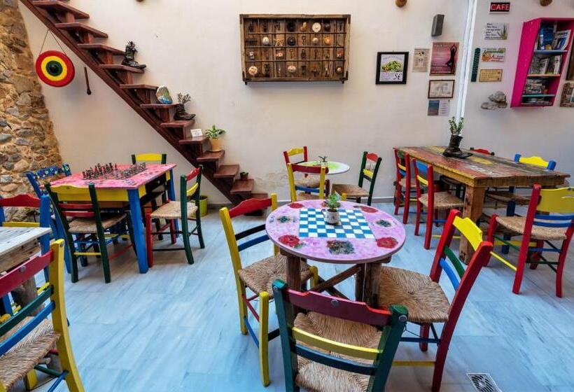 호텔 Poco Loco Bed & Breakfast