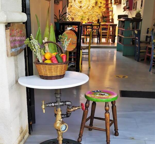 호텔 Poco Loco Bed & Breakfast