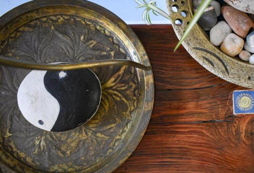 호텔 Poco Loco Bed & Breakfast