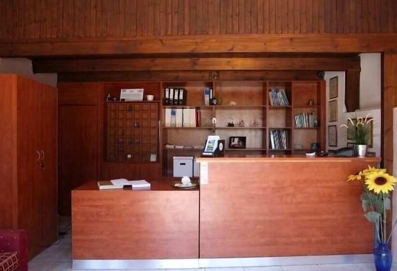 בית מלון כפרי Poros Beach