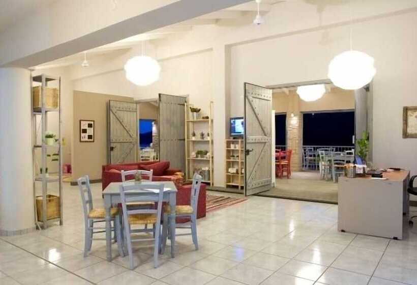 בית מלון כפרי Poros Beach