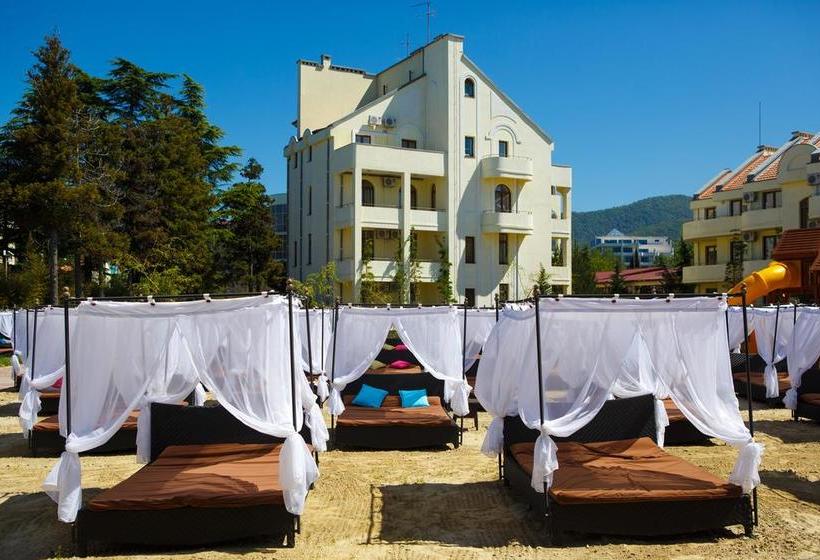 هتل Prometey Club All Inclusive