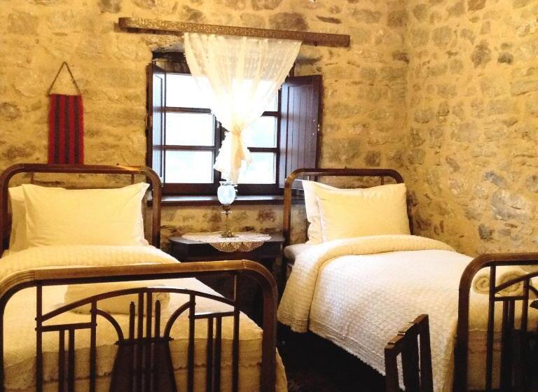 בית מלון כפרי Proselinos