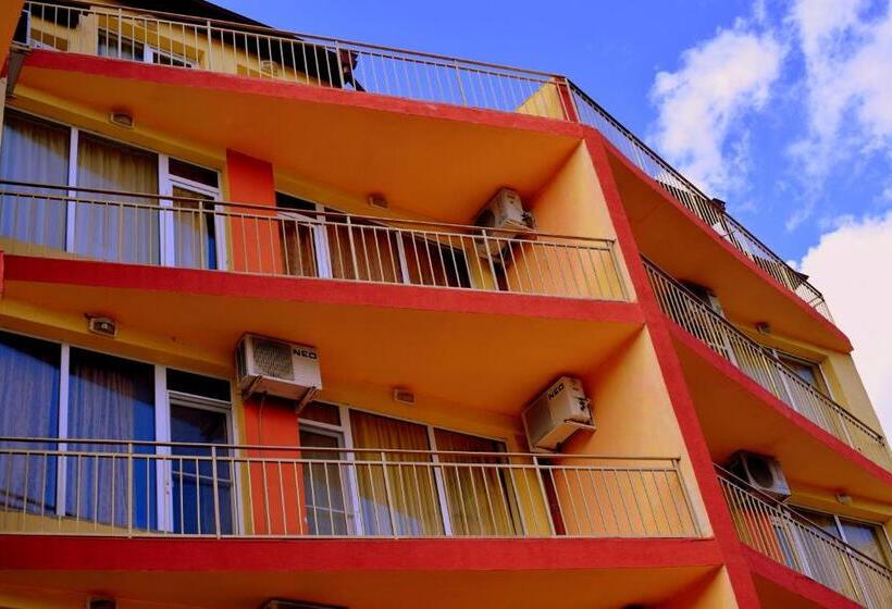 Ryor Hotel All Inclusive & Free Parking