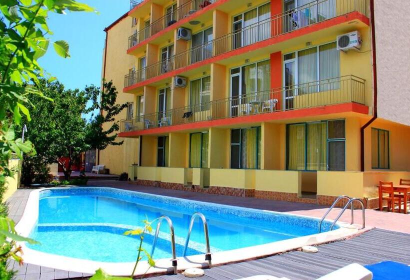 Ryor Hotel All Inclusive & Free Parking