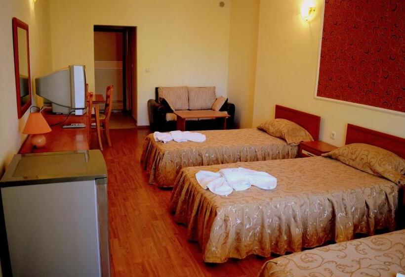 Ryor Hotel All Inclusive & Free Parking