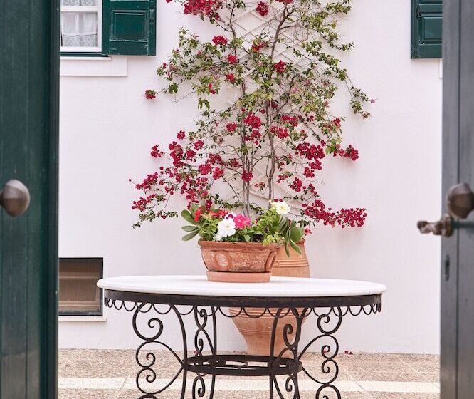 בית מלון כפרי Spetses Retreat Accommodation