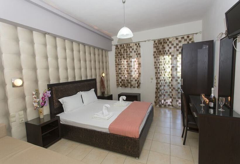 هتل Studio Ristas 2