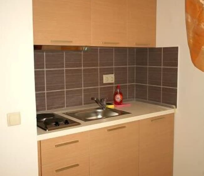 هتل Studio Ristas 2