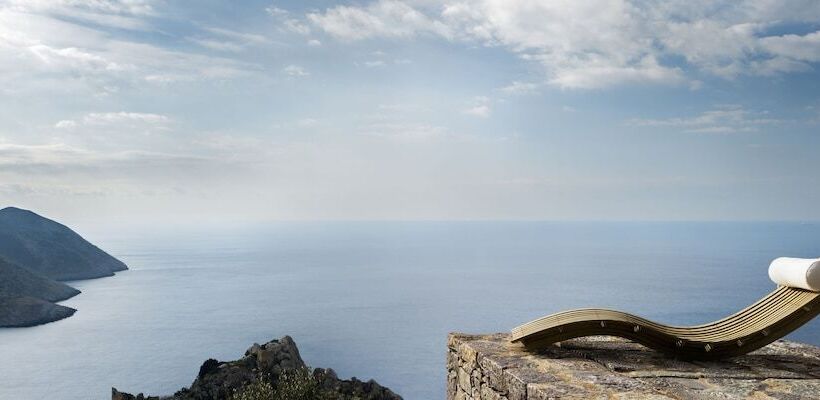 Отель Tainaron Blue Retreat