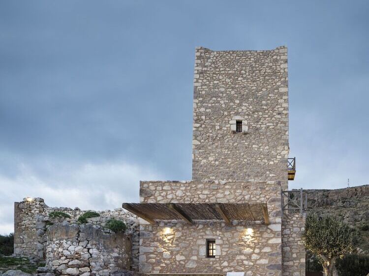 Отель Tainaron Blue Retreat