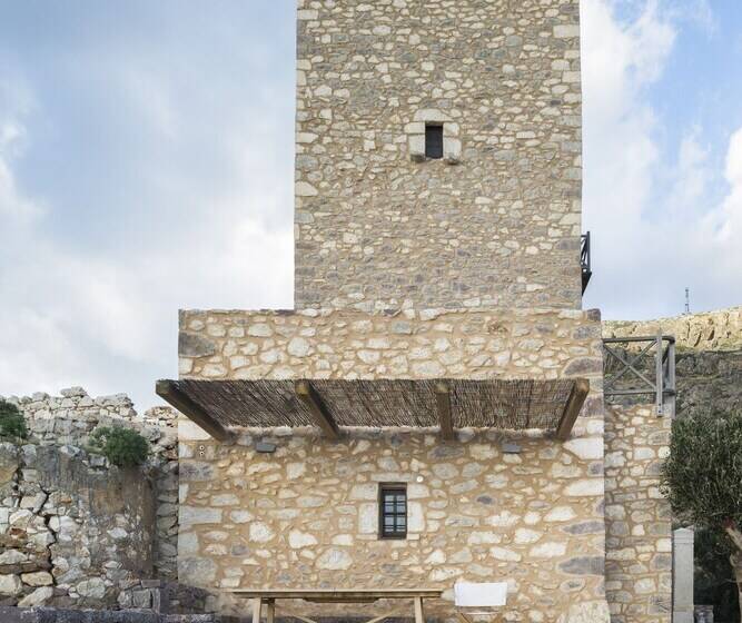 Отель Tainaron Blue Retreat