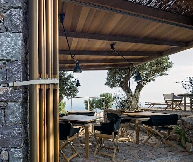 Отель Tainaron Blue Retreat