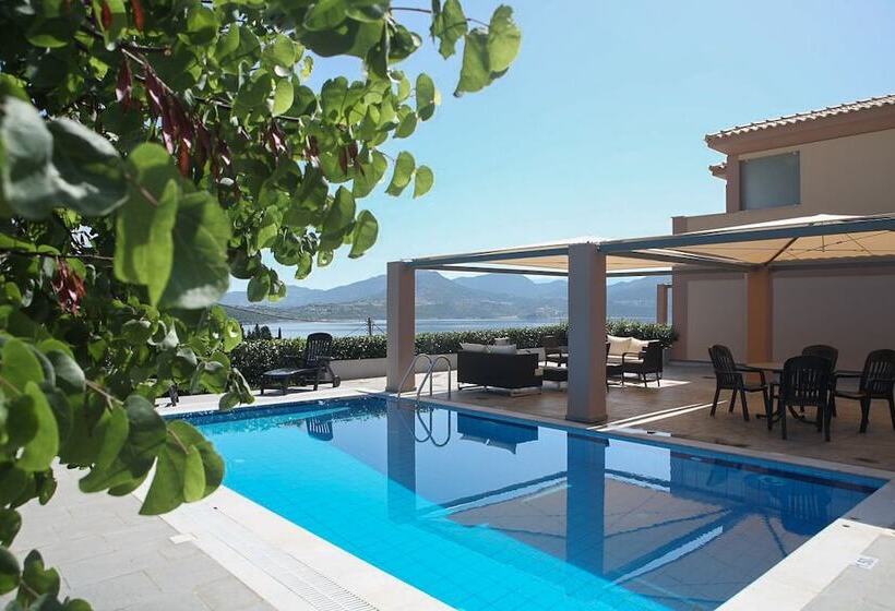 호텔 Thealos Village