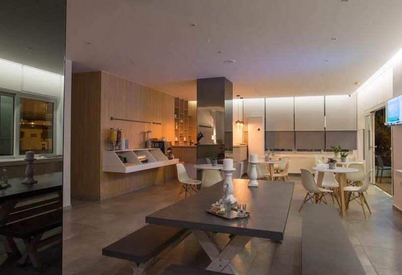 Отель Theofilos City