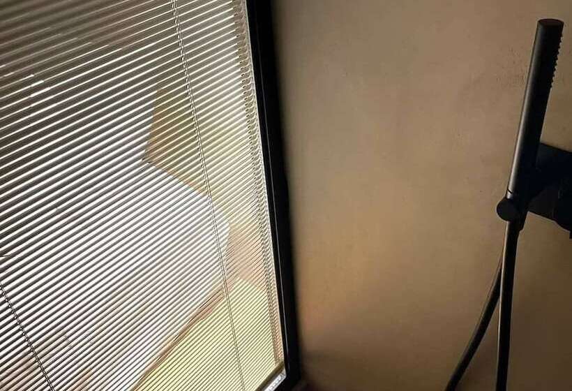 Отель Theofilos City