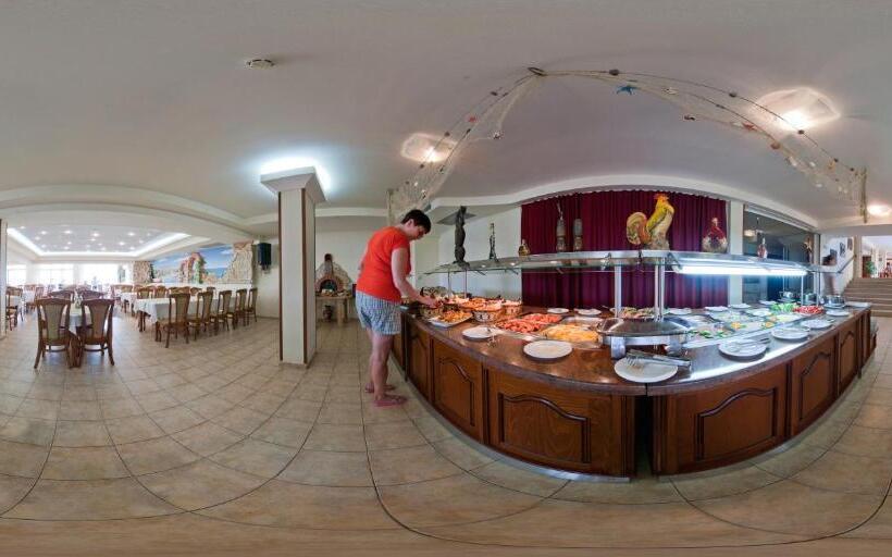 Отель Villa List