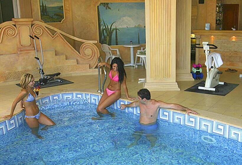 Отель Villa List