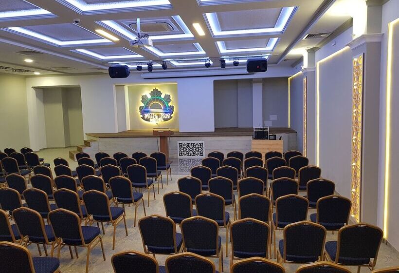 Отель Villa List