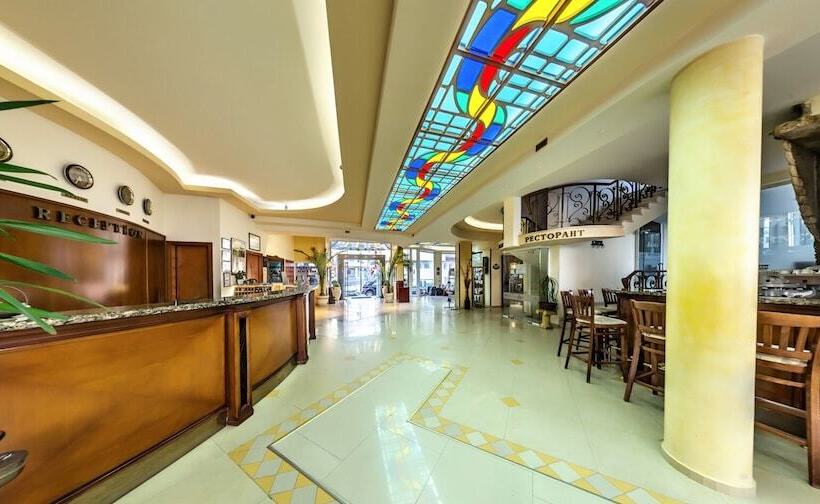 Отель Villa List